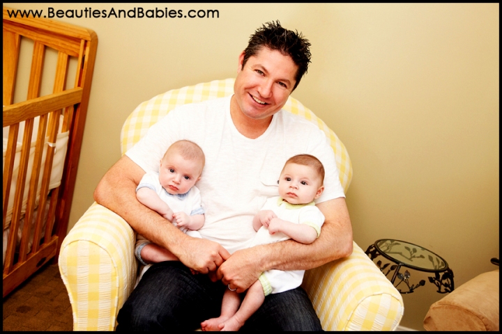 father and twin baby boys professional photographer Los Angeles