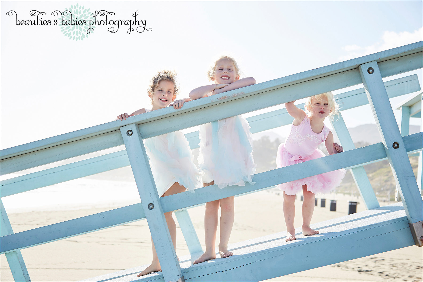 Family and children beach photography Santa Monica, Los Angeles professional lifestyle photographer